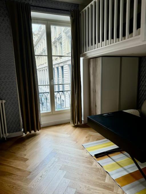 Appartement Au Coeur De Paris Luaran gambar
